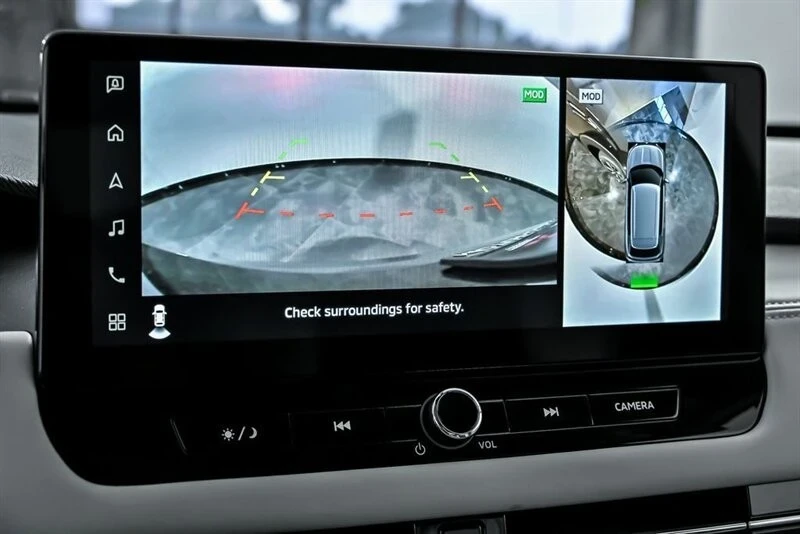 2025 Mitsubishi Outlander - Image 21 of 21