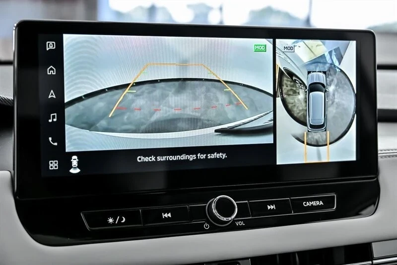 2025 Mitsubishi Outlander - Image 20 of 21