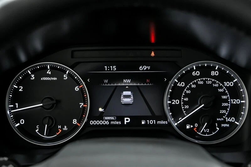 2025 Mitsubishi Outlander - Image 19 of 21
