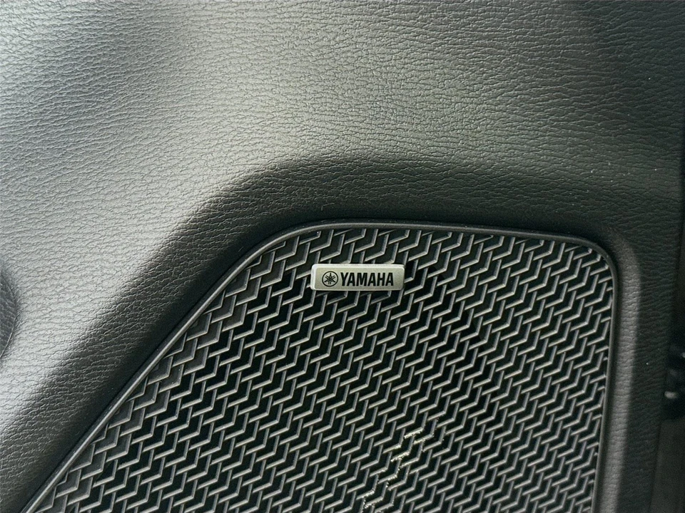 2025 Mitsubishi Outlander - Image 10 of 14