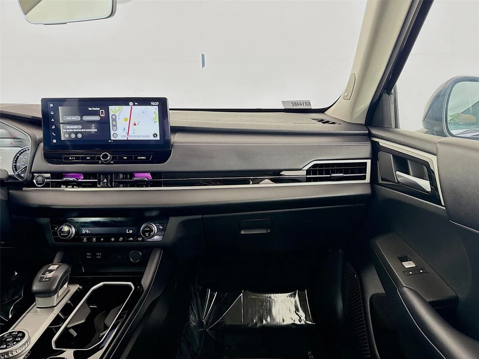 2025 Mitsubishi Outlander - Image 20 of 21