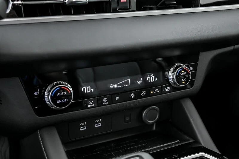 2025 Mitsubishi Outlander - Image 21 of 21