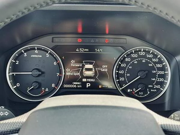 2025 Mitsubishi Outlander - Image 12 of 19