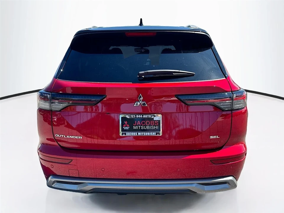 2025 Mitsubishi Outlander - Image 6 of 21