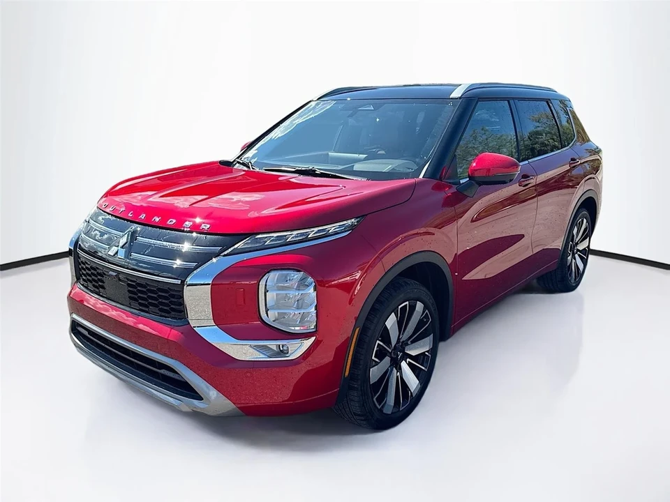2025 Mitsubishi Outlander - Image 3 of 21