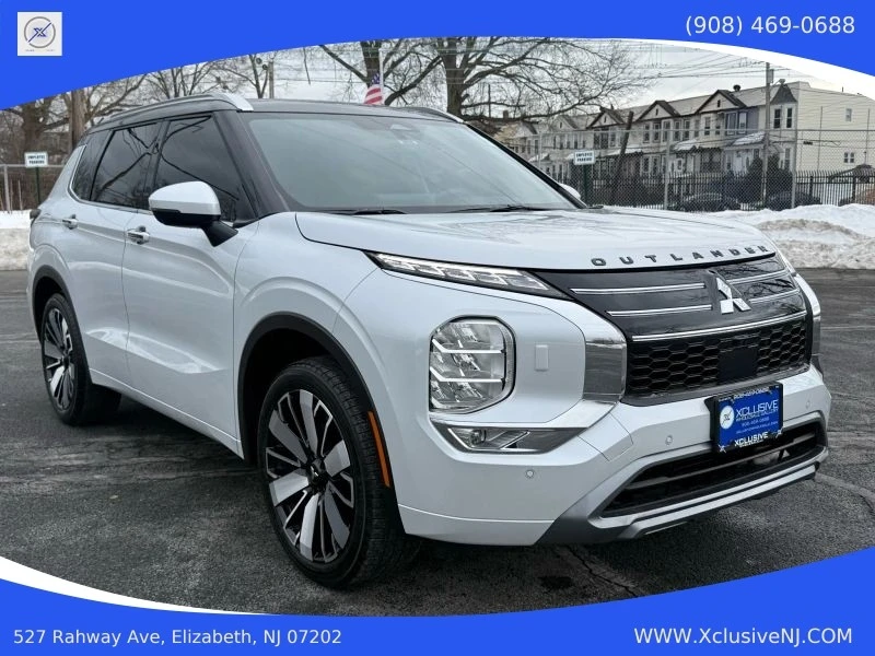 2025 Mitsubishi Outlander - Image 5 of 12