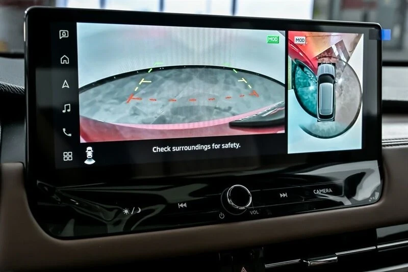 2025 Mitsubishi Outlander - Image 20 of 21