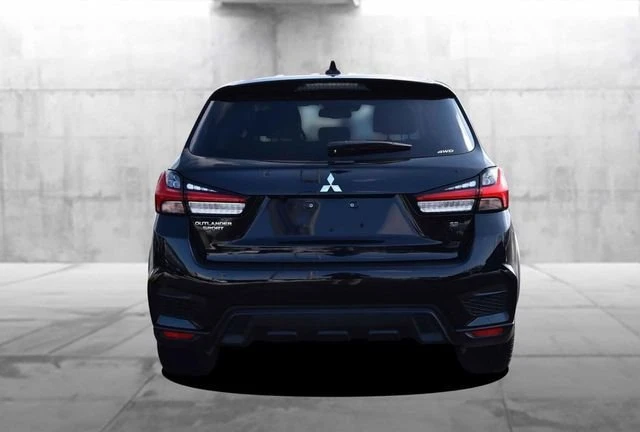 2025 Mitsubishi Outlander - Image 5 of 20