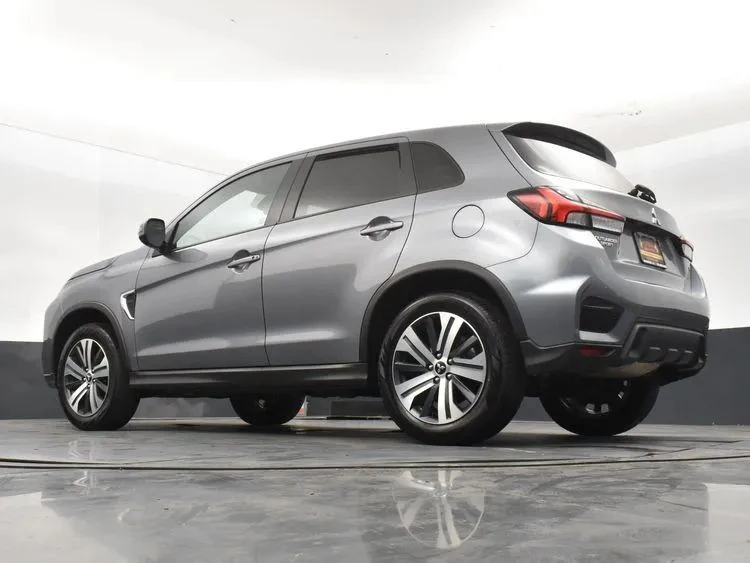 2025 Mitsubishi Outlander - Image 12 of 12