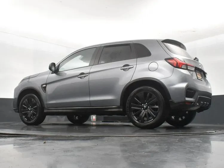 2025 Mitsubishi Outlander - Image 12 of 12