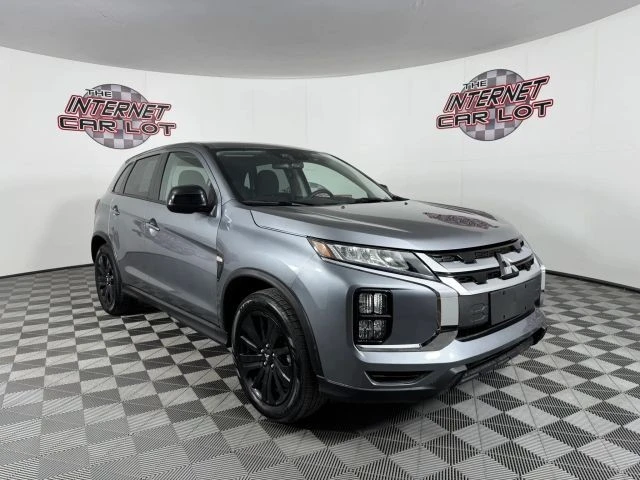 2025 Mitsubishi Outlander - Image 9 of 12