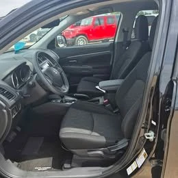 2025 Mitsubishi Outlander Sport - Image 4 of 11