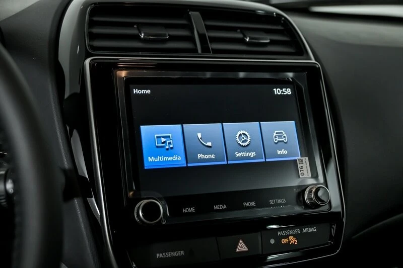 2025 Mitsubishi Outlander - Image 19 of 22