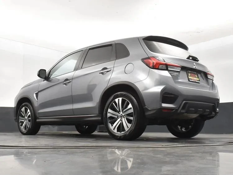 2025 Mitsubishi Outlander - Image 12 of 12