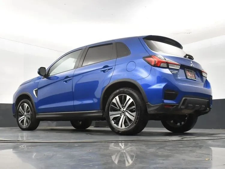 2025 Mitsubishi Outlander - Image 12 of 12