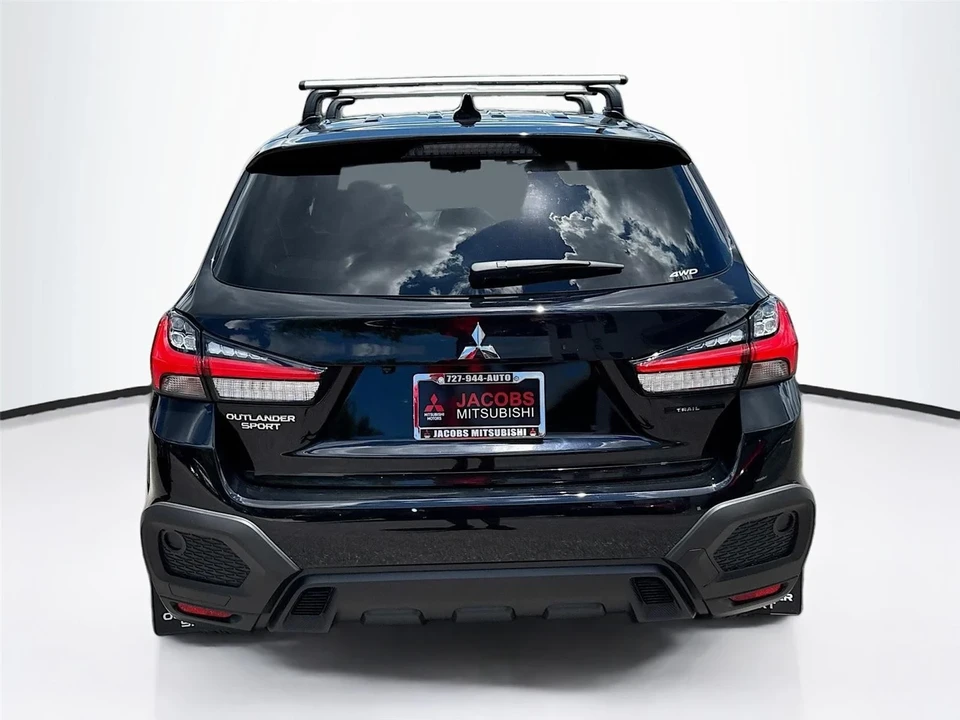 2025 Mitsubishi Outlander - Image 6 of 21