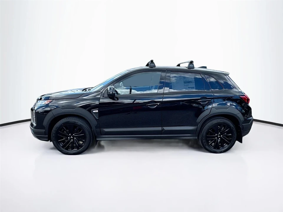 2025 Mitsubishi Outlander - Image 4 of 21