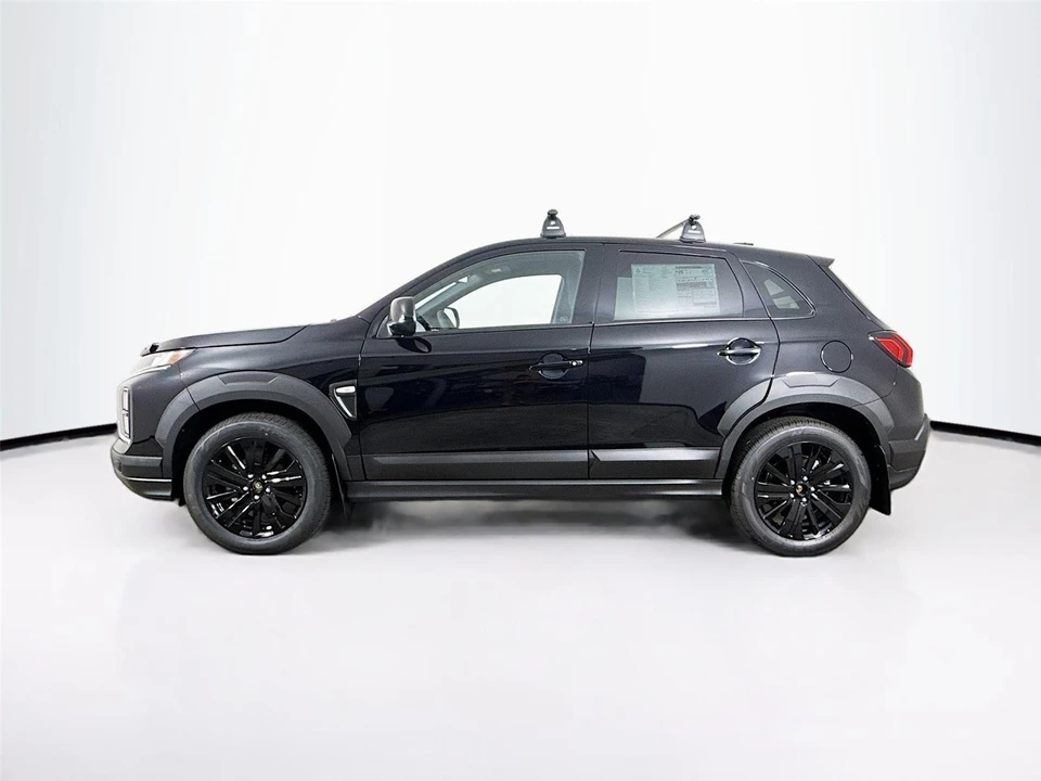 2025 Mitsubishi Outlander - Image 7 of 21
