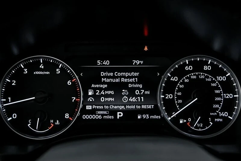 2025 Mitsubishi Outlander - Image 19 of 21