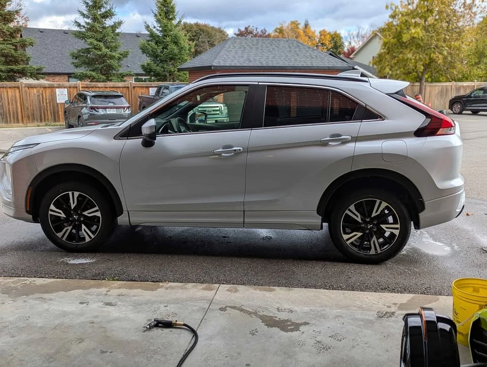 2025 Mitsubishi Eclipse Cross - Image 10 of 11