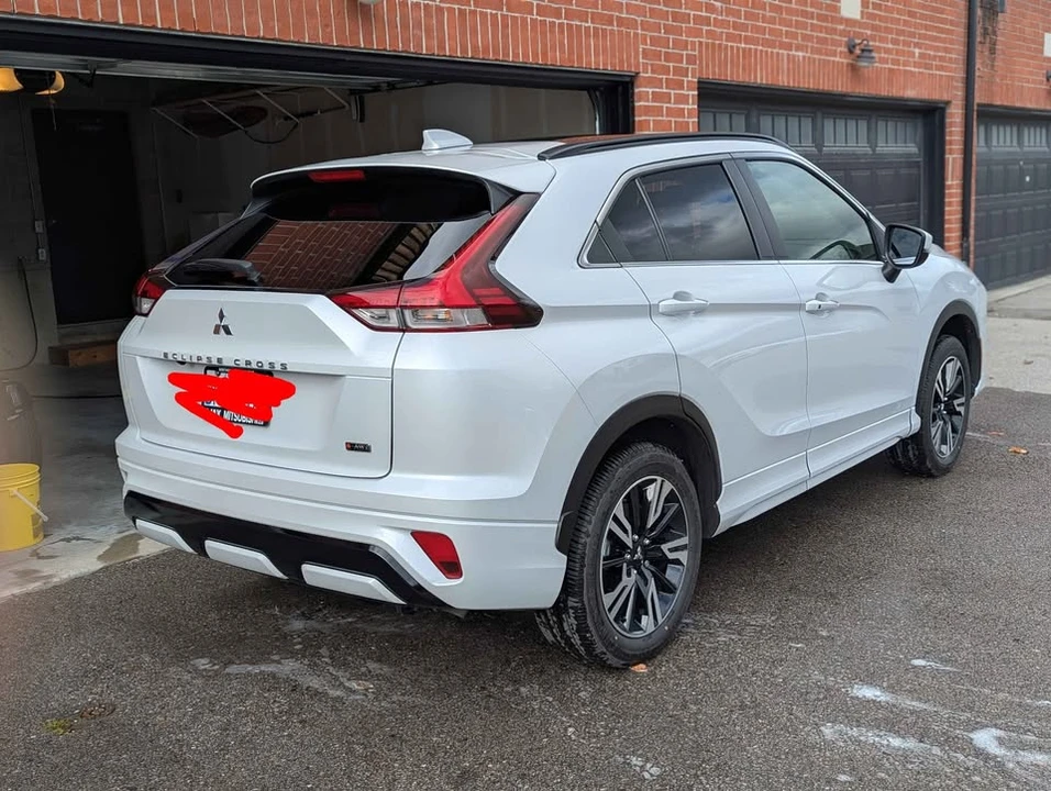 2025 Mitsubishi Eclipse Cross - Image 6 of 11