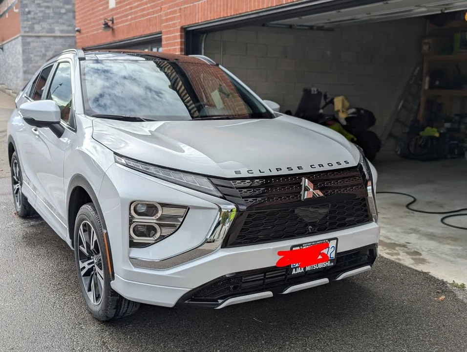 2025 Mitsubishi Eclipse Cross - Image 7 of 11