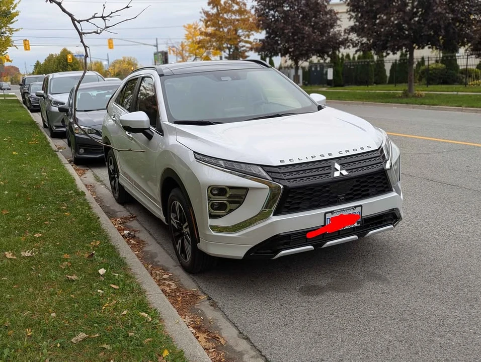 2025 Mitsubishi Eclipse Cross - Image 5 of 11