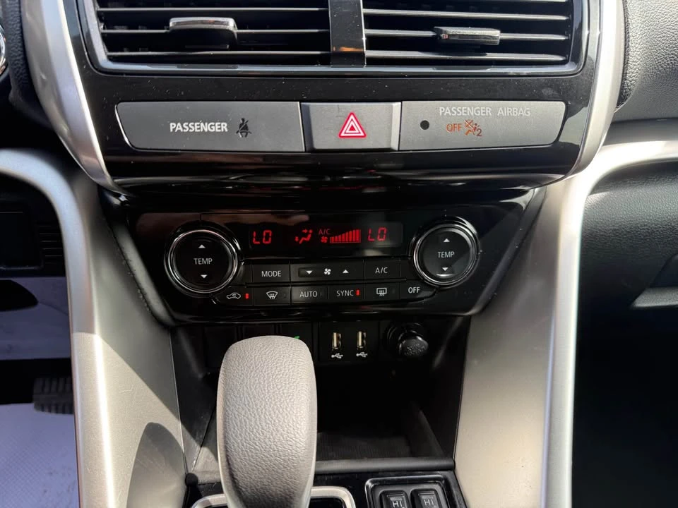 2025 Mitsubishi Eclipse Cross - Image 14 of 20