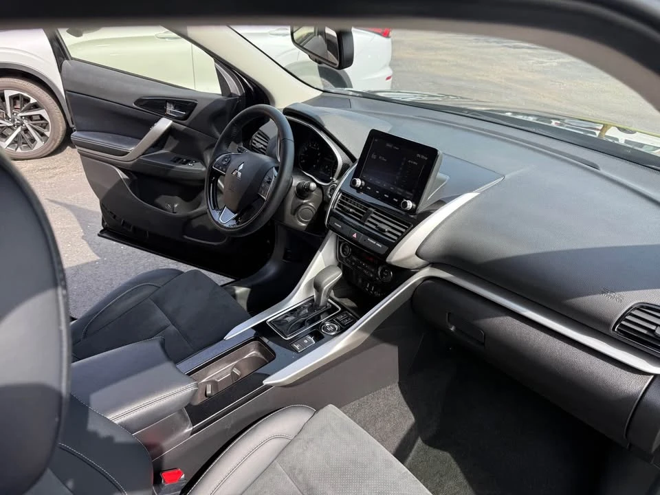 2025 Mitsubishi Eclipse Cross - Image 19 of 20
