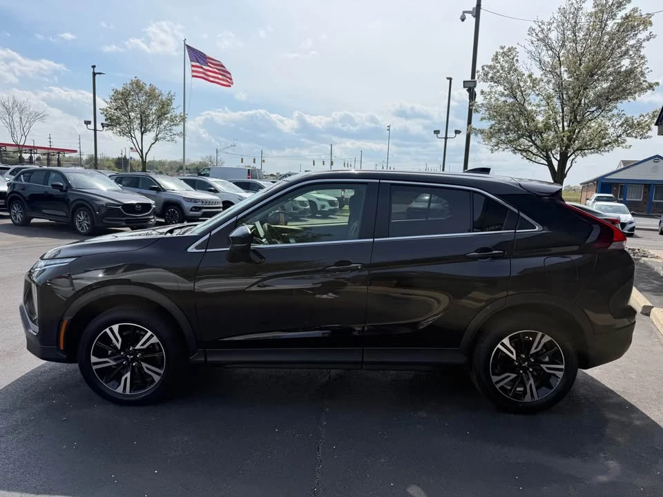 2025 Mitsubishi Eclipse Cross - Image 4 of 20