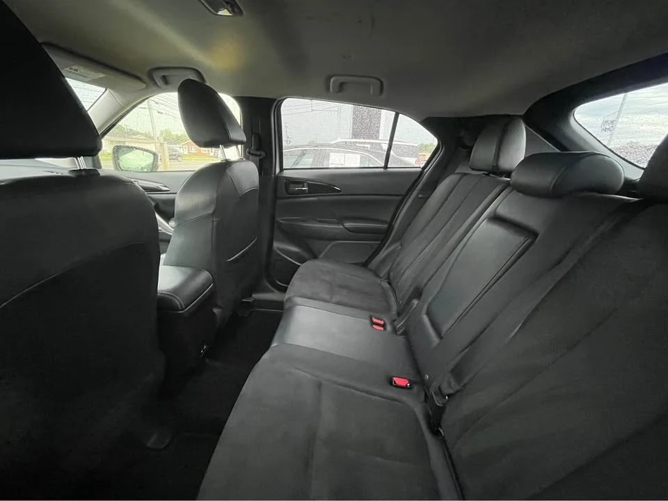 2025 Mitsubishi Eclipse Cross - Image 4 of 4