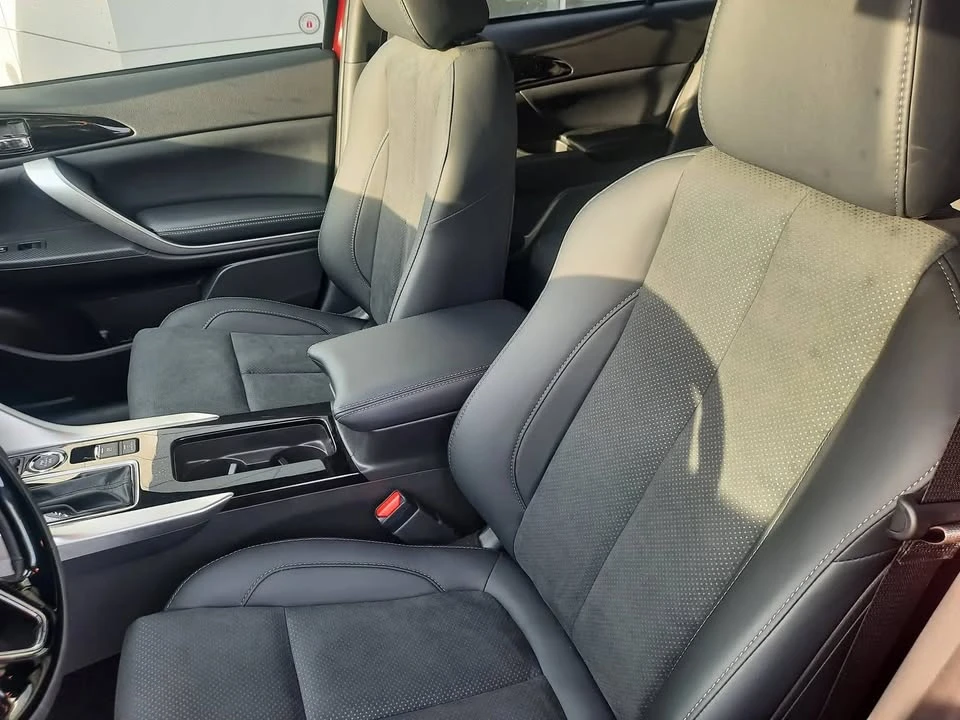 2025 Mitsubishi Eclipse Cross - Image 7 of 7