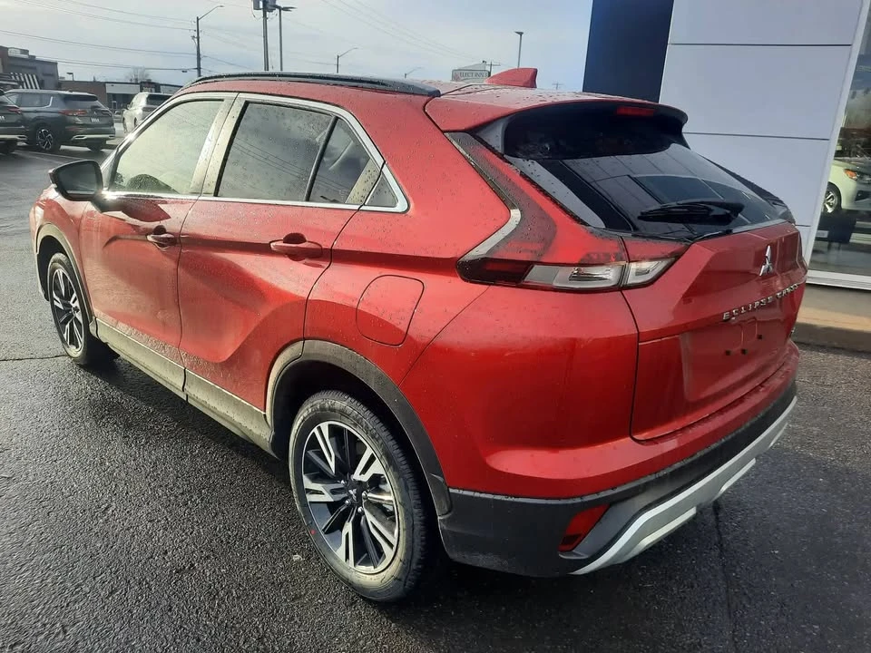 2025 Mitsubishi Eclipse Cross - Image 3 of 7