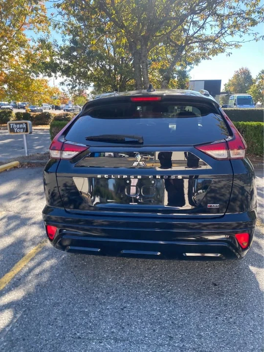 2025 Mitsubishi Eclipse Cross - Image 4 of 12