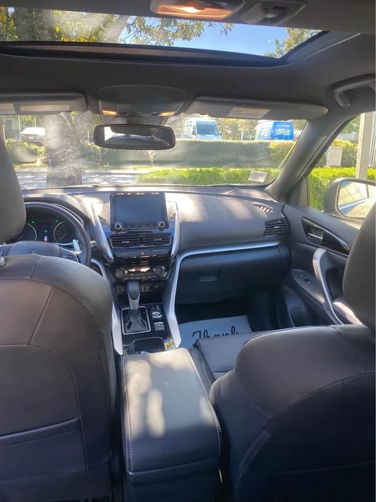 2025 Mitsubishi Eclipse Cross - Image 8 of 12