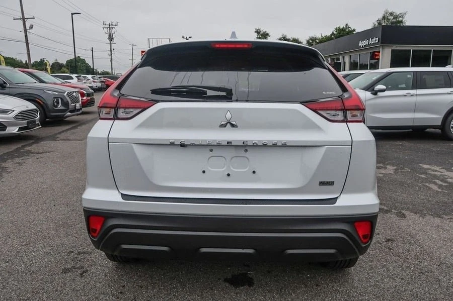 2025 Mitsubishi Eclipse Cross - Image 4 of 5
