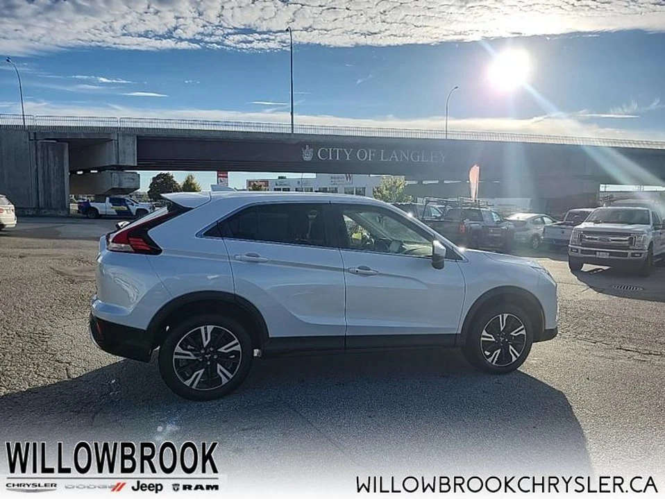 2025 Mitsubishi Eclipse Cross - Image 7 of 14