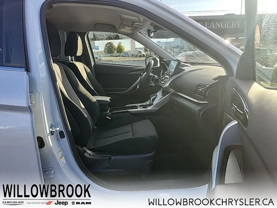 2025 Mitsubishi Eclipse Cross - Image 11 of 14