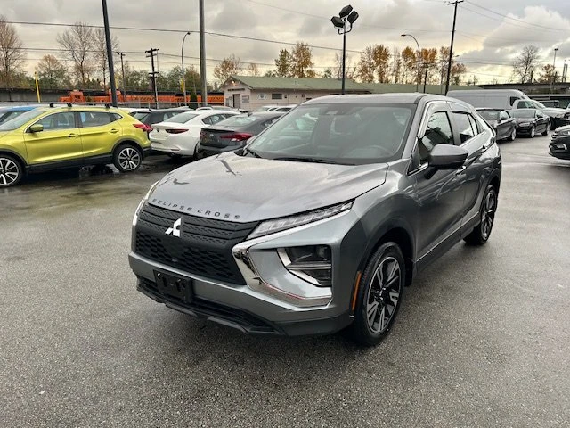 2025 Mitsubishi Eclipse Cross - Image 2 of 13