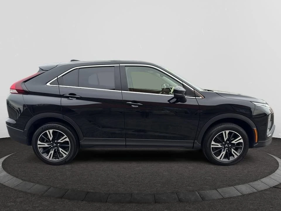 2025 Mitsubishi Eclipse Cross - Image 4 of 18