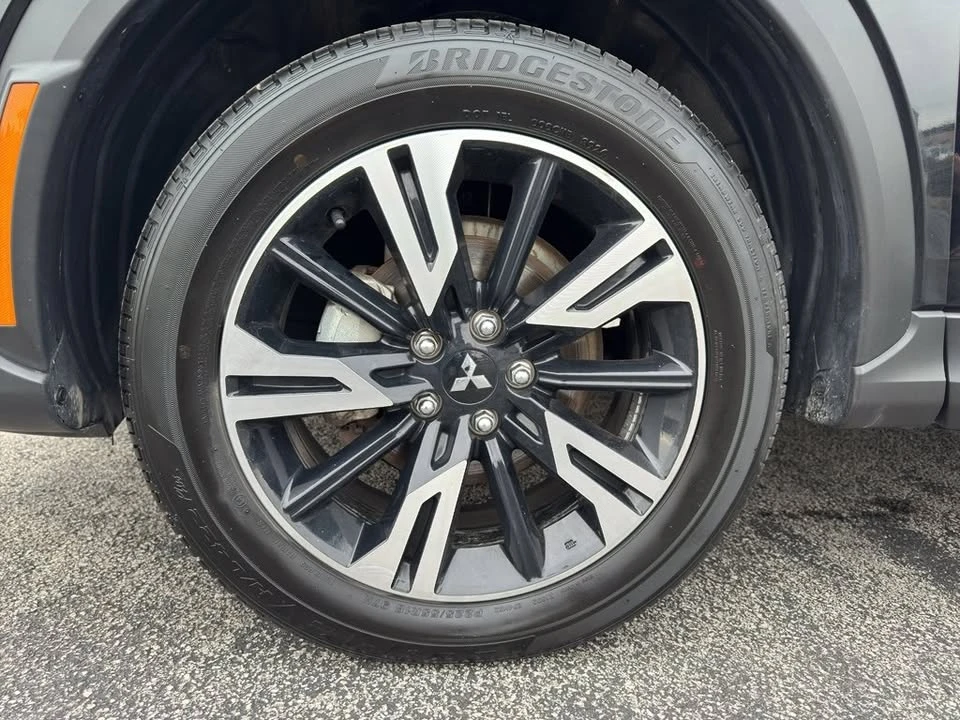 2025 Mitsubishi Eclipse Cross - Image 17 of 18