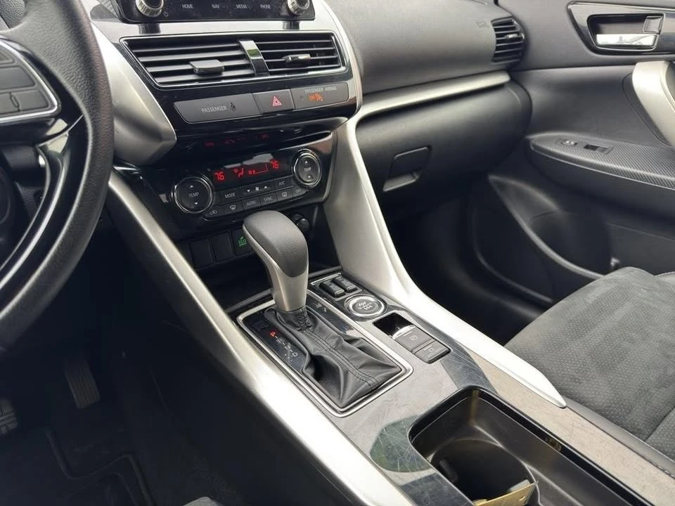 2025 Mitsubishi Eclipse Cross - Image 9 of 18