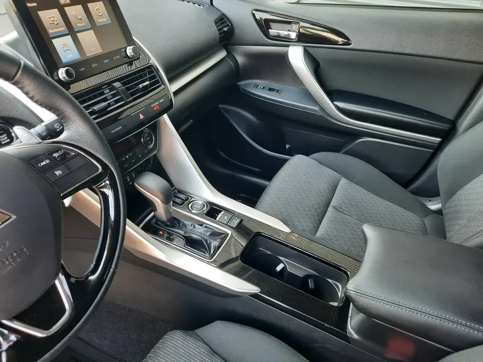 2025 Mitsubishi Eclipse Cross - Image 11 of 20