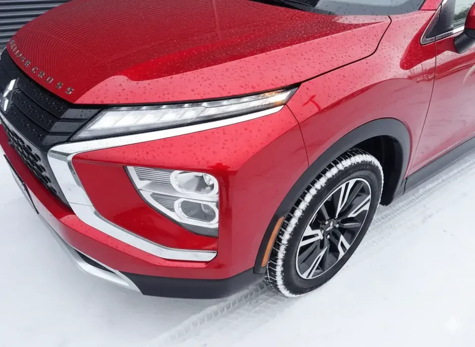 2025 Mitsubishi Eclipse Cross - Image 8 of 20