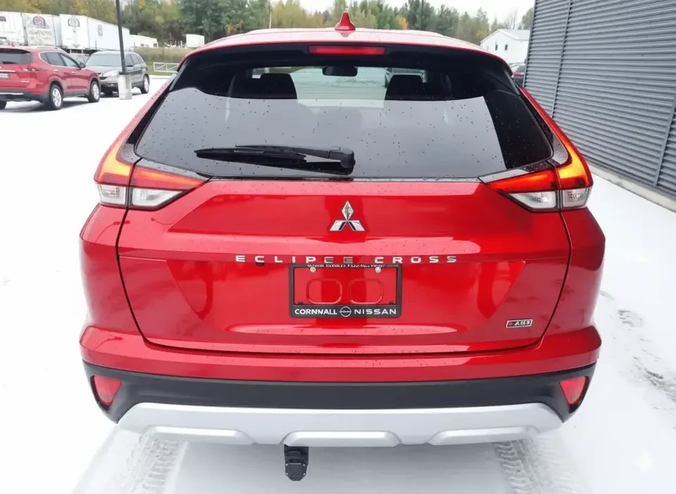 2025 Mitsubishi Eclipse Cross - Image 3 of 20