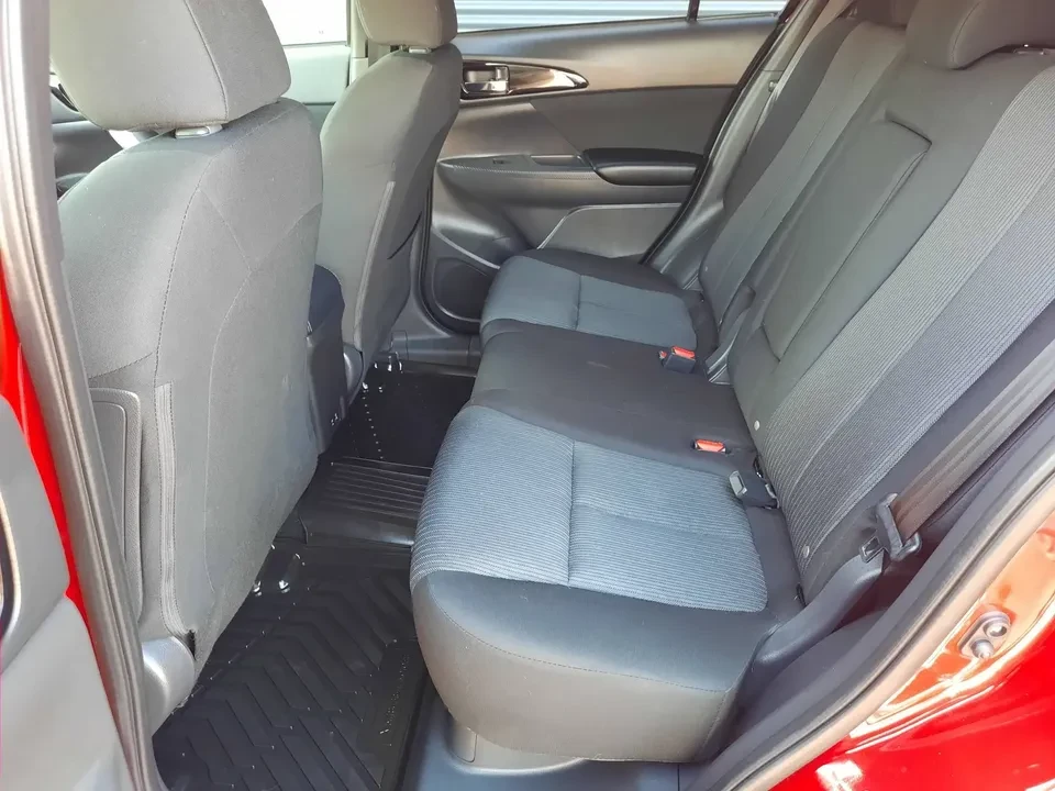 2025 Mitsubishi Eclipse Cross - Image 12 of 20