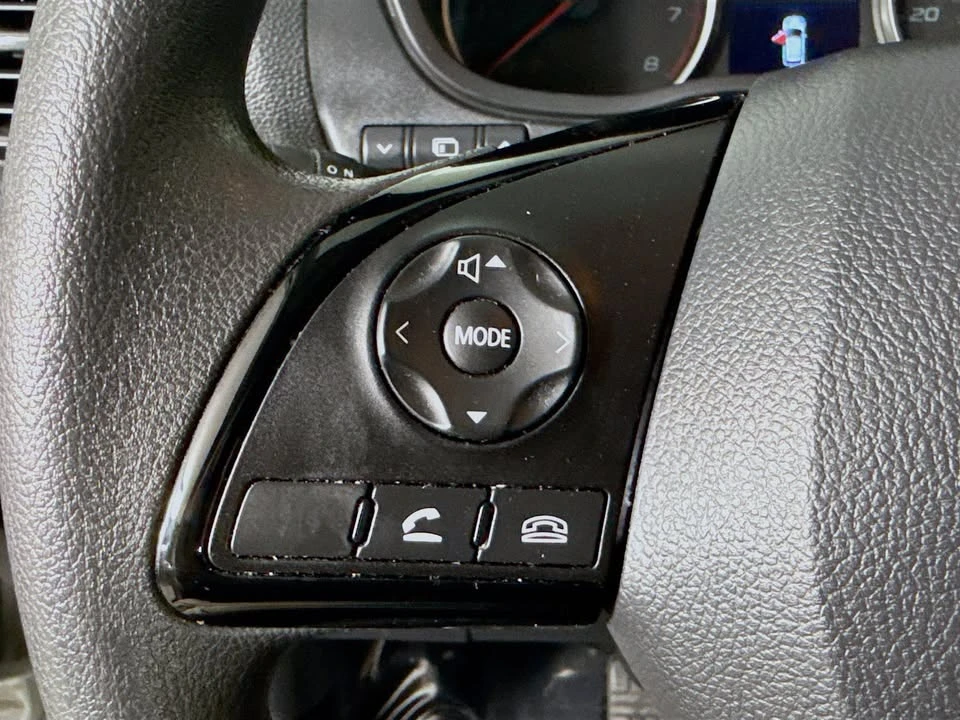 2025 Mitsubishi Eclipse Cross - Image 8 of 18