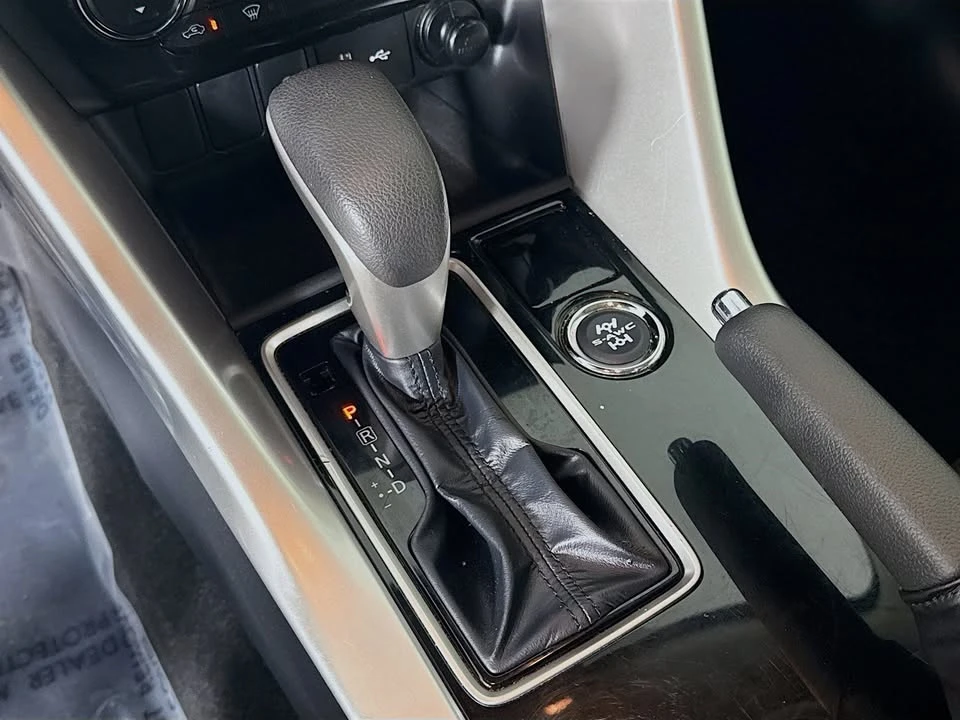 2025 Mitsubishi Eclipse Cross - Image 14 of 18