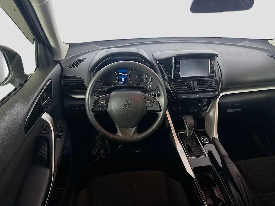 2025 Mitsubishi Eclipse Cross - Image 11 of 18