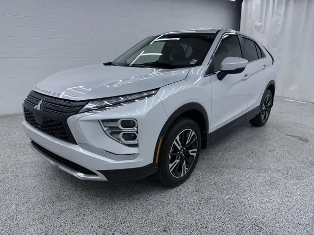 2025 Mitsubishi Eclipse Cross - Image 5 of 10